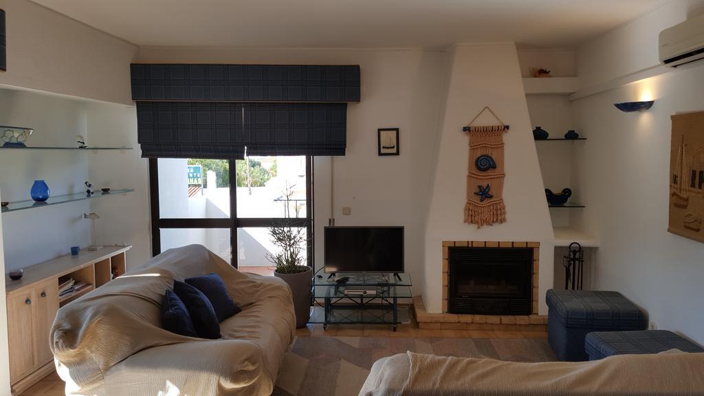 Apartamento A11 - 800M Da Praia อัลบูเฟรา ภายนอก รูปภาพ