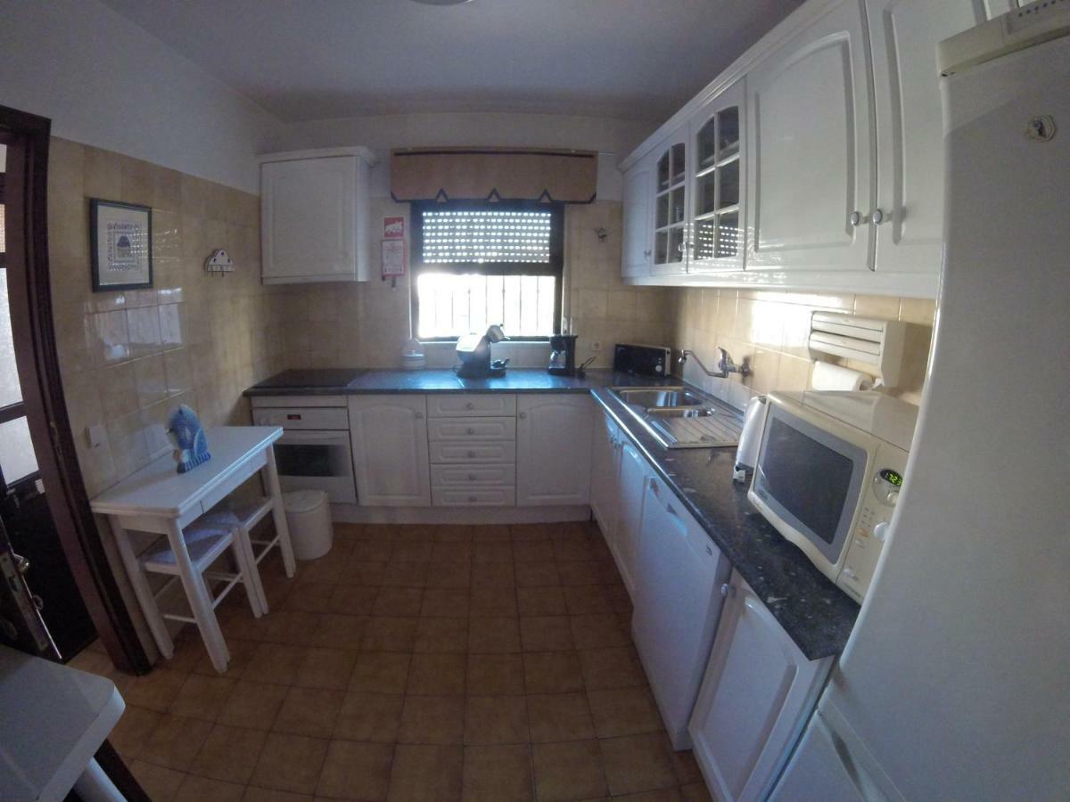 Apartamento A11 - 800M Da Praia อัลบูเฟรา ภายนอก รูปภาพ